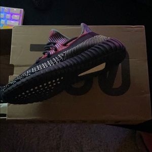 yeezy 350 yecheil sz 9
